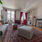 Colonnade Apartment Paris
